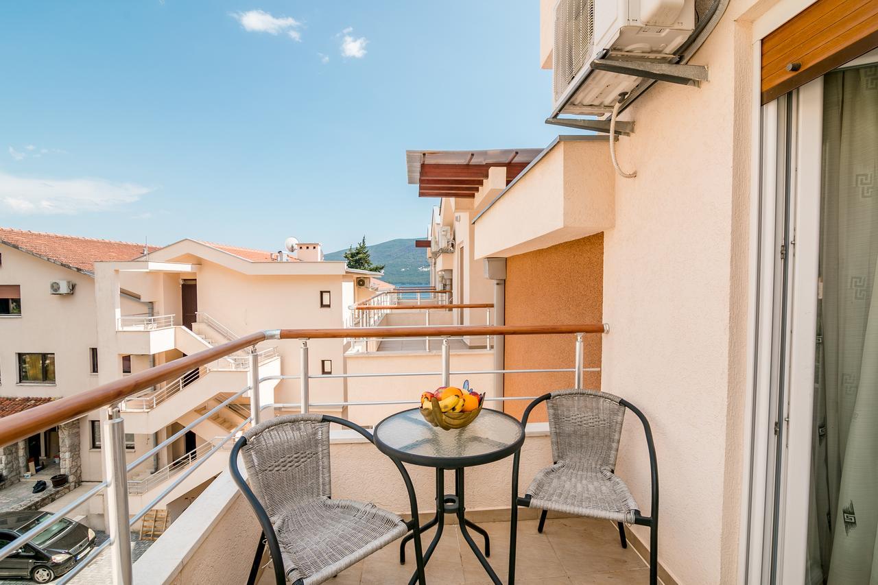 Apartments Rivijera Herceg Novi Eksteriør billede